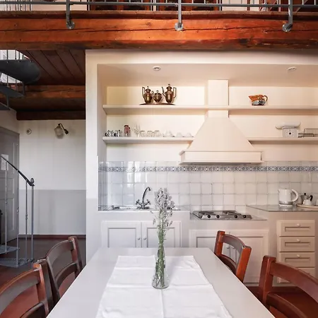 Mit Mezzanin Und Schwimmbad- In Einem In Den Huegeln By Interhome