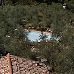 Mit Mezzanin Und Schwimmbad- In Einem In Den Huegeln By Interhome *