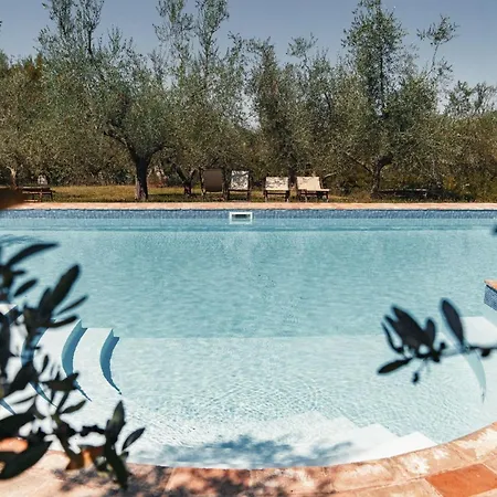 Mit Mezzanin Und Schwimmbad- In Einem In Den Huegeln By Interhome * Pesaro