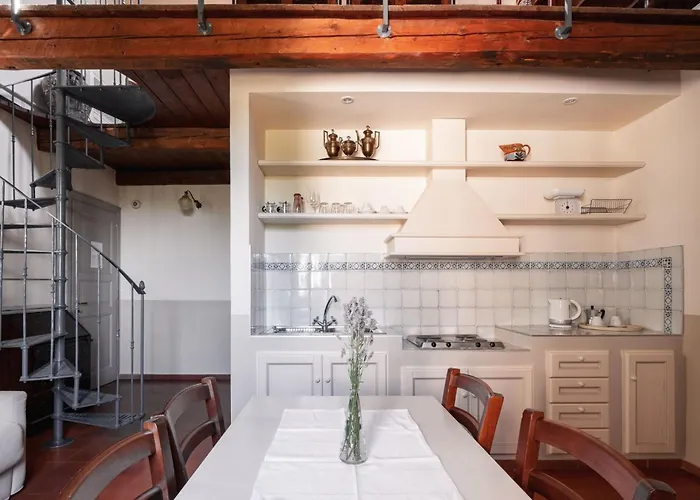 Mit Mezzanin Und Schwimmbad- In Einem In Den Huegeln By Interhome