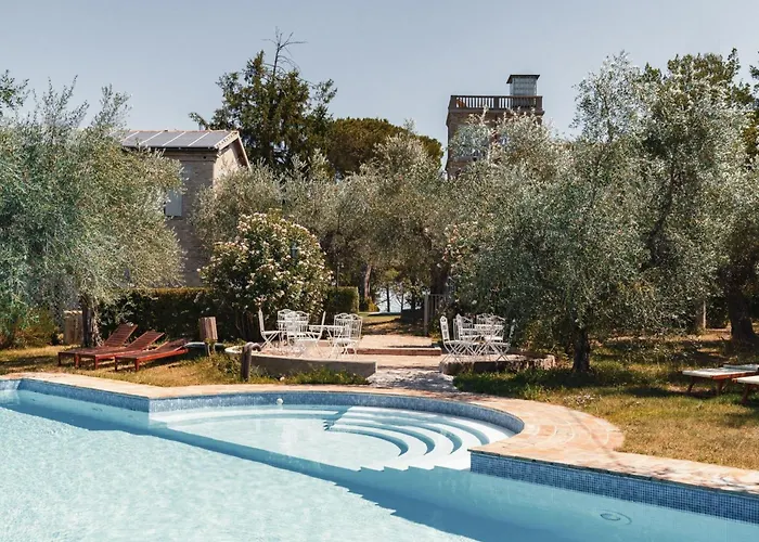 Mit Mezzanin Und Schwimmbad- In Einem In Den Huegeln By Interhome * Pesaro