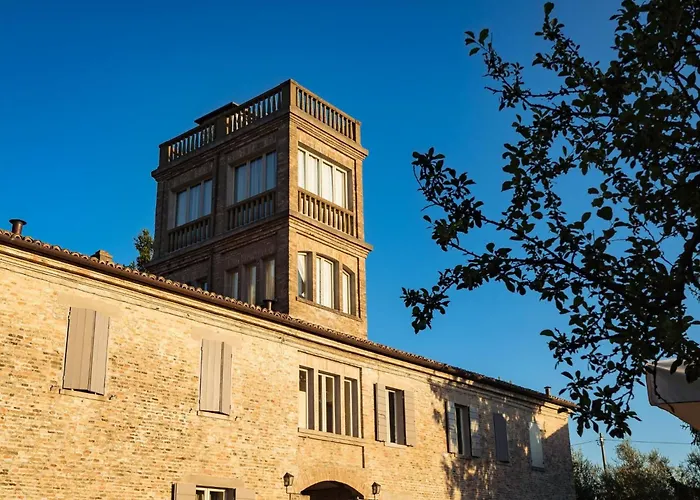 Mit Mezzanin Und Schwimmbad- In Einem In Den Huegeln By Interhome *