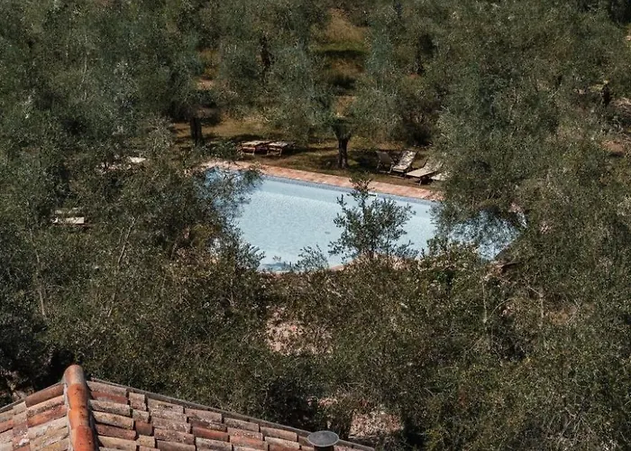 Mit Mezzanin Und Schwimmbad- In Einem In Den Huegeln By Interhome *